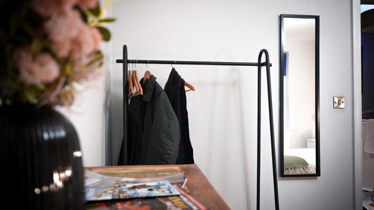 Stunning Brighton Seaside 2-Bedroom Townhouse With Patio, Sleeps 6 Bagian luar foto