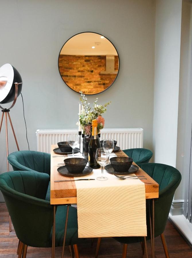 Stunning Brighton Seaside 2-Bedroom Townhouse With Patio, Sleeps 6 Bagian luar foto