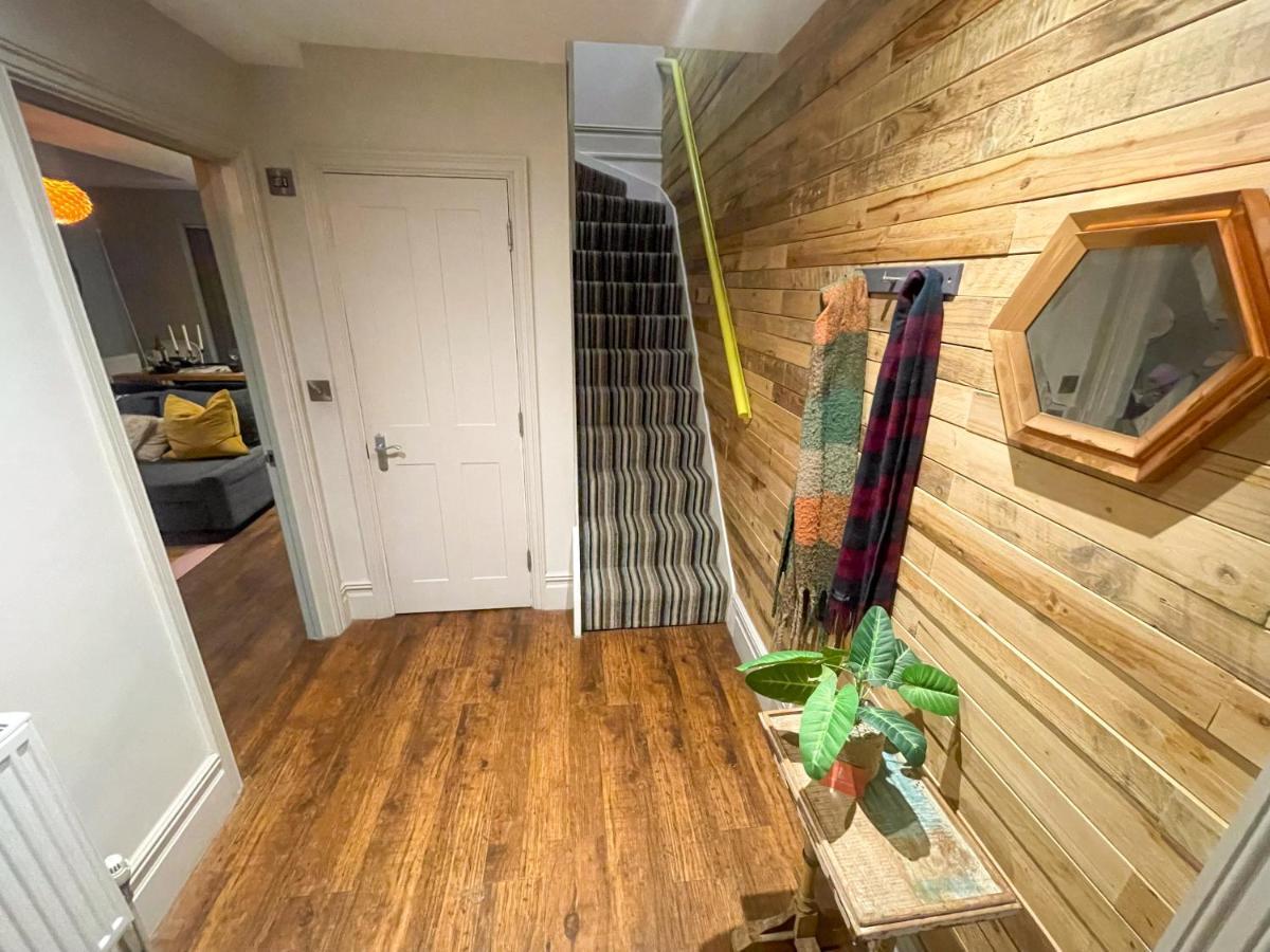 Stunning Brighton Seaside 2-Bedroom Townhouse With Patio, Sleeps 6 Bagian luar foto
